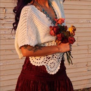 Follow me on Instagram 🪐🖤🔮🥀🌓